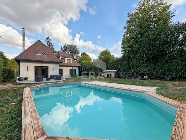 Hameau de Villers 8 pièces 5 chambres Piscine sous-sol 186 m2