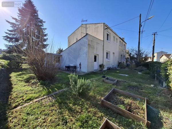 Maison à vendre à Saintes en Charente-Maritime (17100), ref : 17111-719