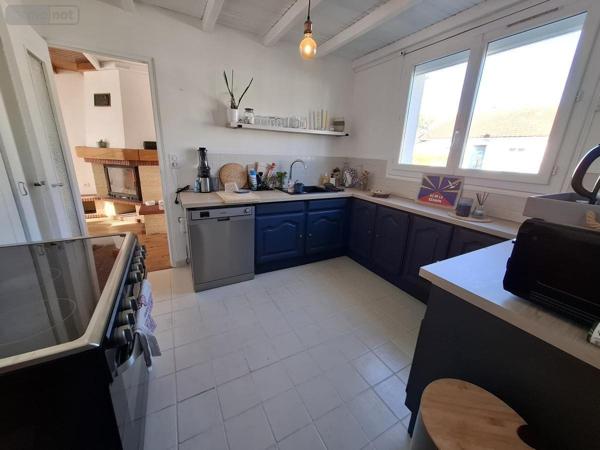 Maison à vendre à Saintes en Charente-Maritime (17100), ref : 17111-719