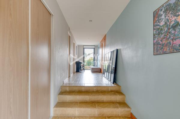 À VENDRE – Grande maison rénovée à Décines-Charpieu, secteur Grand Large / Tram T3 Décines-Centre