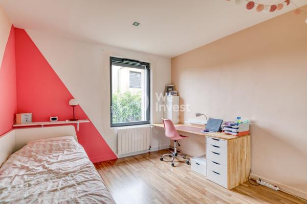 À VENDRE – Grande maison rénovée à Décines-Charpieu, secteur Grand Large / Tram T3 Décines-Centre