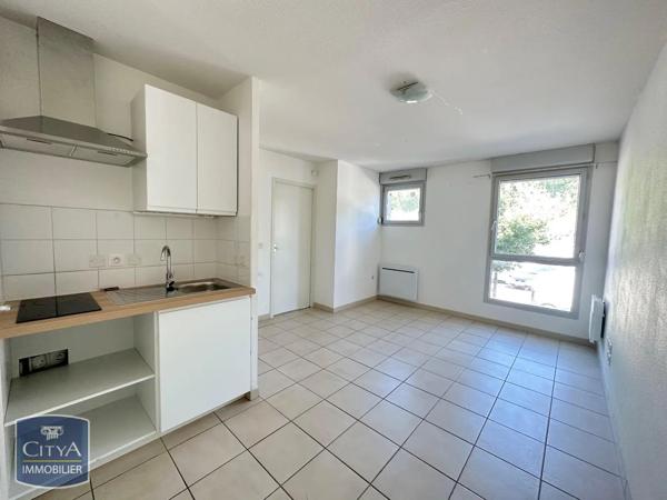 Appartement à louer 2 pièces 36.58m² Aubenas (07200)