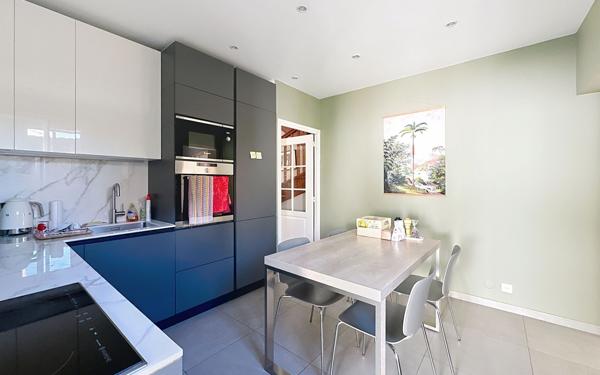 Maison à vendre    5 pièces • 129,16 m2 Cagnes-sur-Mer