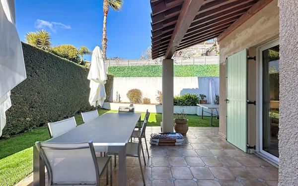Maison à vendre    5 pièces • 129,16 m2 Cagnes-sur-Mer