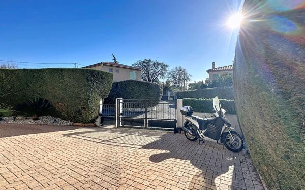 Maison à vendre    5 pièces • 129,16 m2 Cagnes-sur-Mer