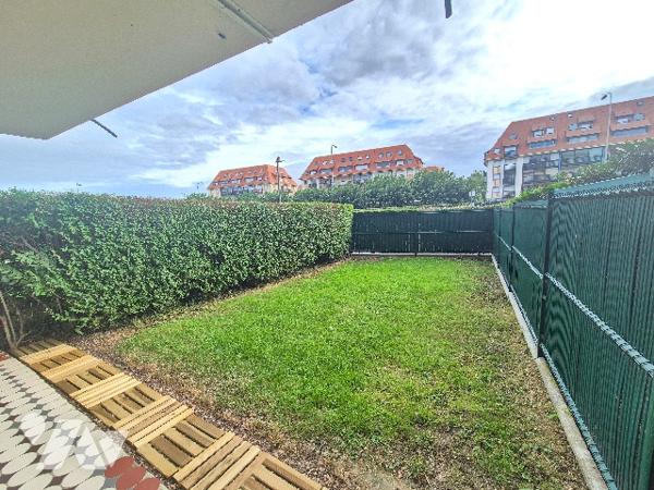 Appartement F2 de plein pied avec jardin privatif, proche mer et toutes commodités