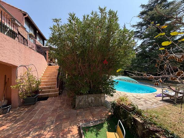 A VENDRE MAISON AVEC TERRAIN DE 5000m² (26120) , Chabeuil A VENDRE MAISON AVEC TERRAIN DE 5000m² (26120) , Chabeuil