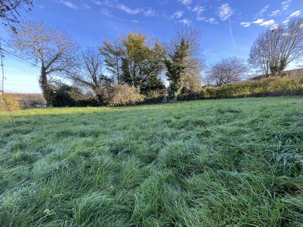 Terrain à vendre 23 882 € Roullet-Saint-Estèphe 815 m² DPE