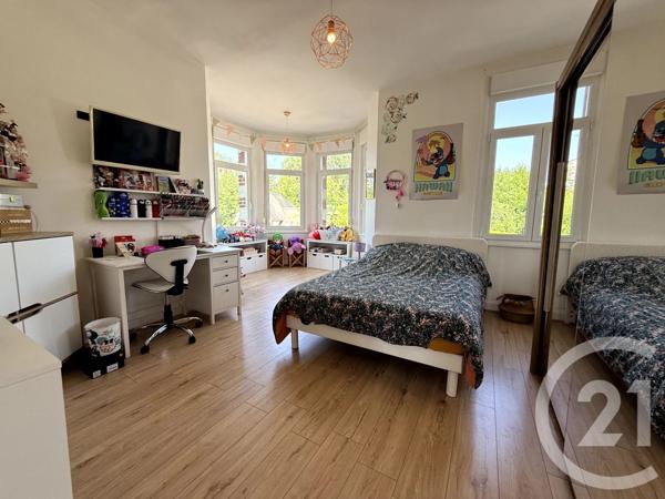 Maison à vendre  7 pièces - 164,10 m 2   ST QUENTIN  - 02