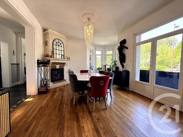 Maison à vendre  7 pièces - 164,10 m 2   ST QUENTIN  - 02