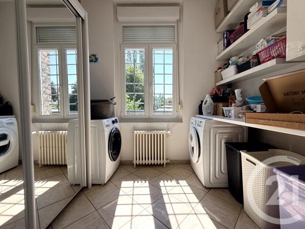 Maison à vendre  7 pièces - 164,10 m 2   ST QUENTIN  - 02