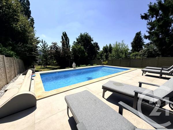 Maison à vendre  7 pièces - 164,10 m 2   ST QUENTIN  - 02