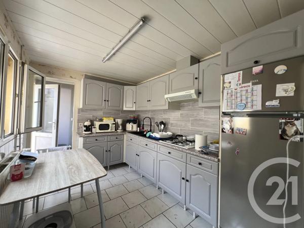 Maison à vendre  4 pièces - 76 m 2   ST QUENTIN  - 02