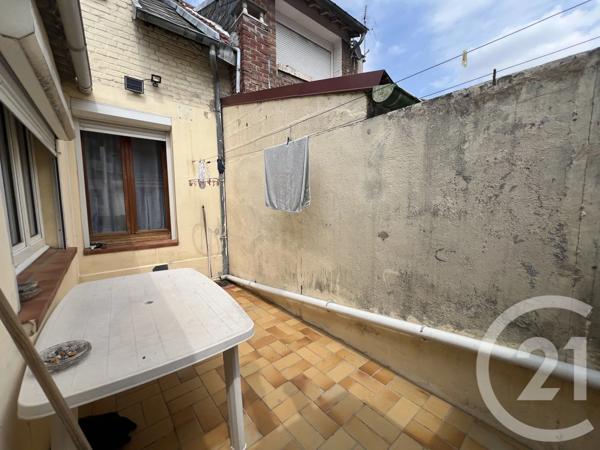 Maison à vendre  4 pièces - 76 m 2   ST QUENTIN  - 02