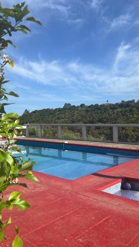 Aux Issambres, villa 400 m² à fort potentiel