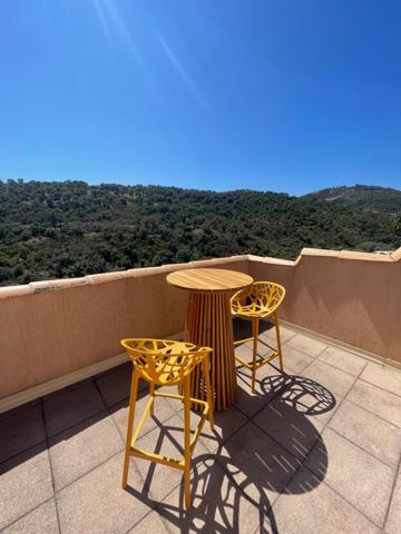 Aux Issambres, villa 400 m² à fort potentiel