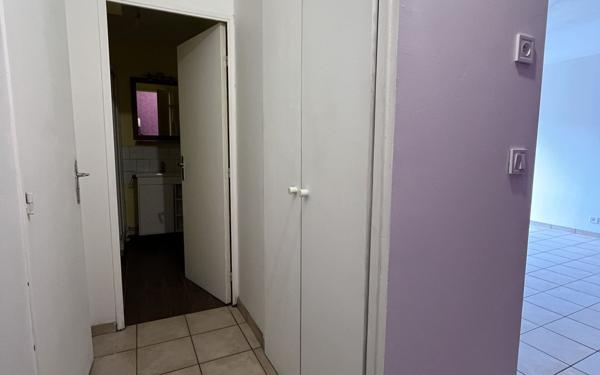 Appartement à vendre    1 pièce • 29 m2 Melun