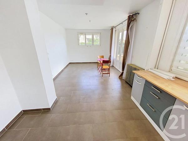 Maison à vendre  5 pièces - 104,52 m 2   ST LEU D ESSERENT  - 60