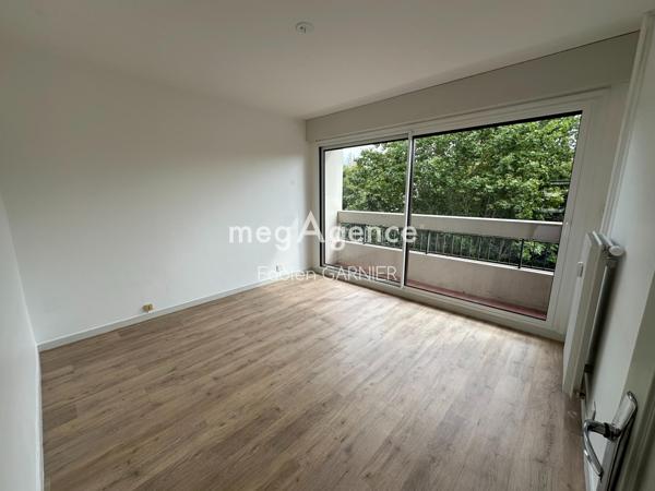 Appartement à ANGERS, 49100 - 2 pièces 52m²