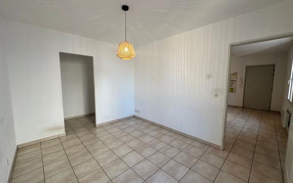 Appartement à louer    2 pièces •  Thuir