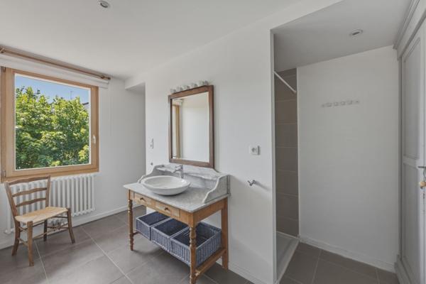 Vente Maison de luxe Sciez 7 Pièces 243 m²