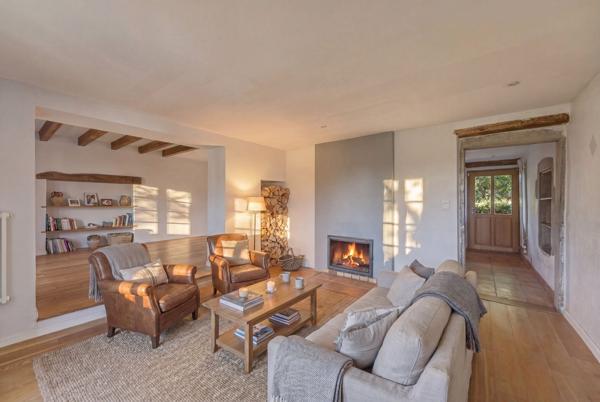 Vente Maison de luxe Sciez 7 Pièces 243 m²