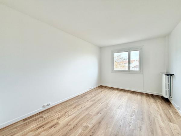 TYPE 3 REIMS - AVENUE D'EPERNAY