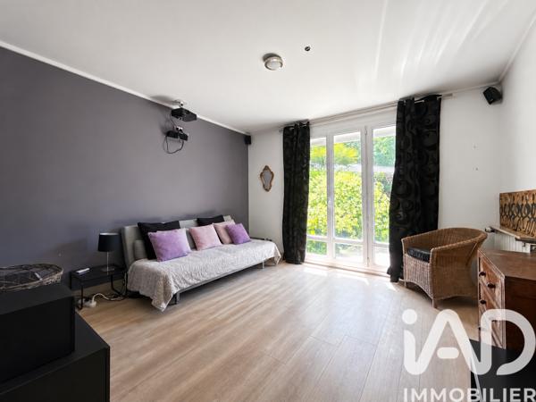 Maison à vendre 7 pièces 180,42 m² Santeny