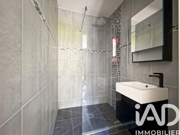 Maison à vendre 7 pièces 180,42 m² Santeny
