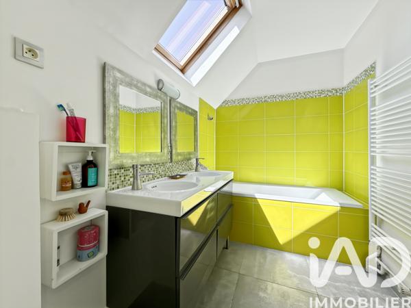 Maison à vendre 7 pièces 180,42 m² Santeny