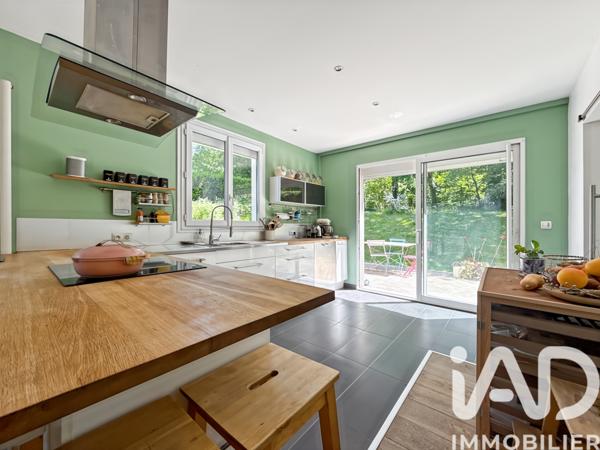 Maison à vendre 7 pièces 180,42 m² Santeny