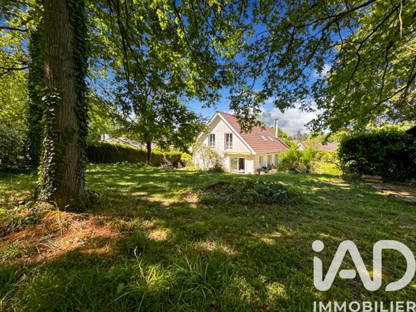 Maison à vendre 7 pièces 180,42 m² Santeny