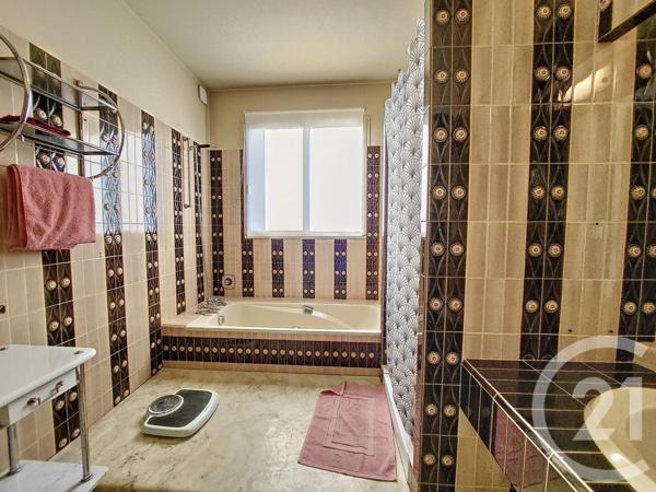 Maison à vendre  6 pièces - 249,77 m2 STE LIVRADE SUR LOT - 47