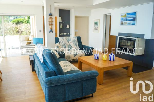 Maison à vendre 7 pièces 195 m² Sainte-Maxime