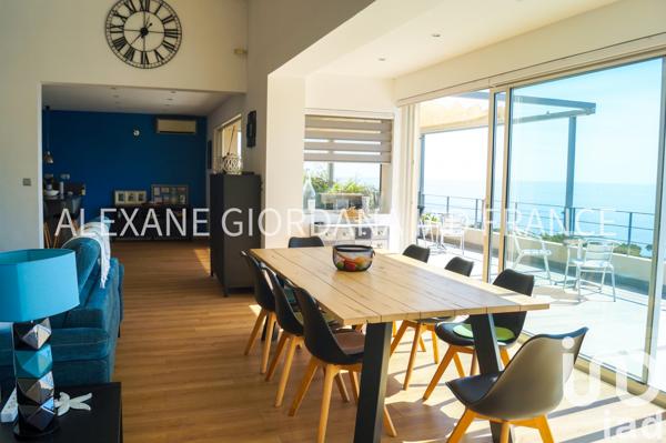 Maison à vendre 7 pièces 195 m² Sainte-Maxime