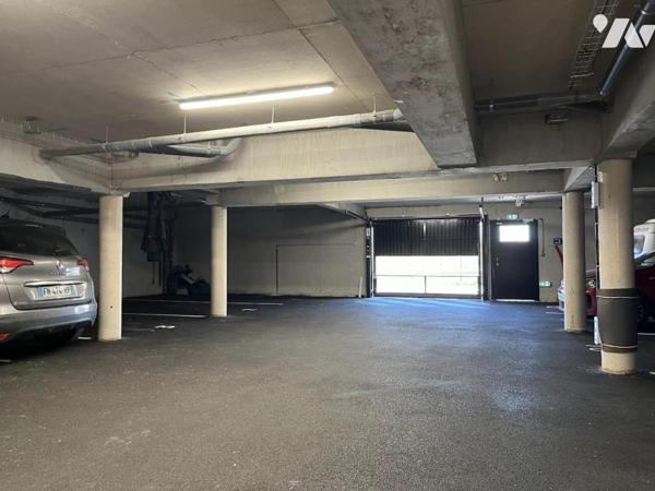 APPARTEMENT T2 - FOUESNANT PLACE DE L'EGLISE - BALCON - PARKING COUVERT