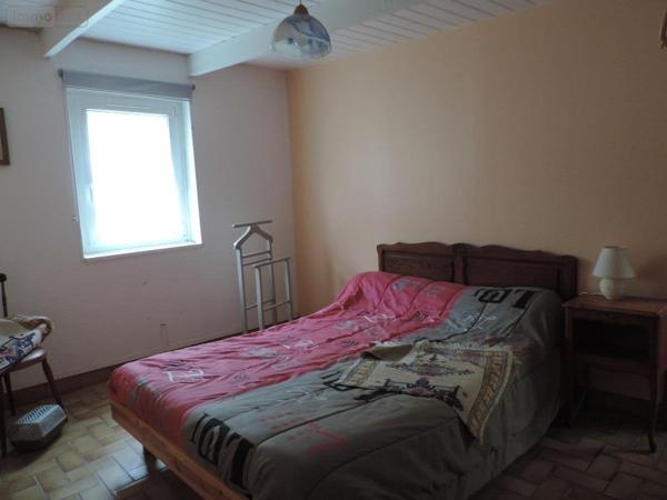 Maison à vendre à Belle-Isle-en-Terre dans les Côtes-d'Armor (22810), ref : 22069-1898