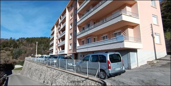 DIGNE-LES-BAINS (04000) APPARTEMENT T2 de 60m² avec balcon/terrasse et cave