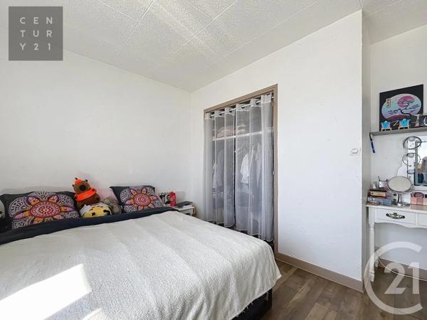 Appartement à vendre  3 pièces - 56,08 m 2   TROYES  - 10