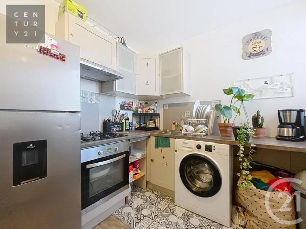 Appartement à vendre  3 pièces - 56,08 m 2   TROYES  - 10