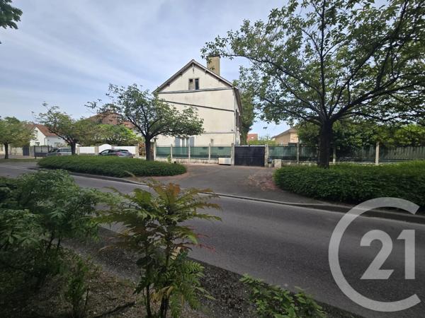 Immeuble à vendre  141 m 2   TROYES  - 10
