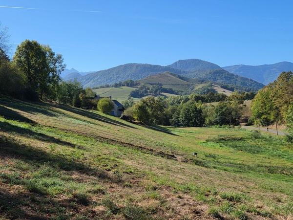 Propriété de caractère XVIIIè s. dans les Pyrénées