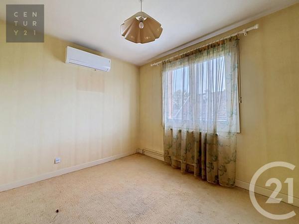 Maison à vendre  5 pièces - 90,20 m 2   ST JULIEN LES VILLAS  - 10