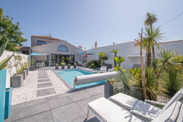 Vente Maison d'architecte Les Sables-d'Olonne 6 Pièces 202.46 m²