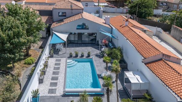 Vente Maison d'architecte Les Sables-d'Olonne 6 Pièces 202.46 m²