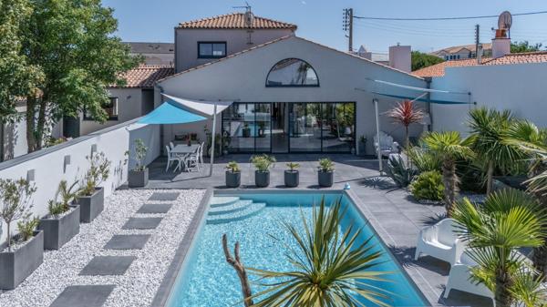 Vente Maison d'architecte Les Sables-d'Olonne 6 Pièces 202.46 m²