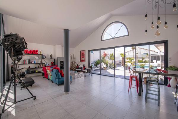 Vente Maison d'architecte Les Sables-d'Olonne 6 Pièces 202.46 m²