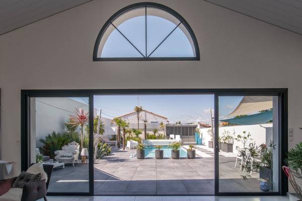 Vente Maison d'architecte Les Sables-d'Olonne 6 Pièces 202.46 m²