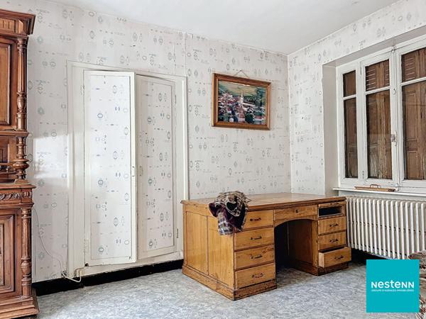 Maison de village de 164,3 m2 habitables sur son terrain de 573 m2 avec cour intérieure et plus de 150 m2 de dépendances