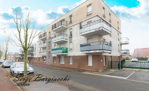 A Douai, appartement de 2013, en RDC, 1 chambre, 43m², Parking